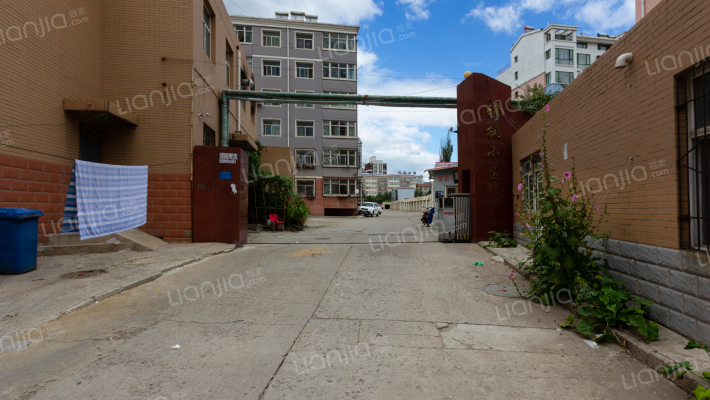 雅枫小区外景图