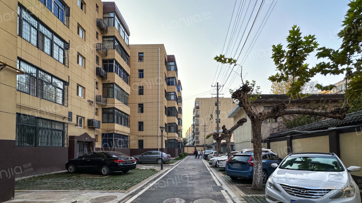 长兴北路286号小区外景图