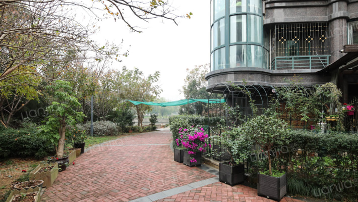 水岸香堤二期铂湾外景图