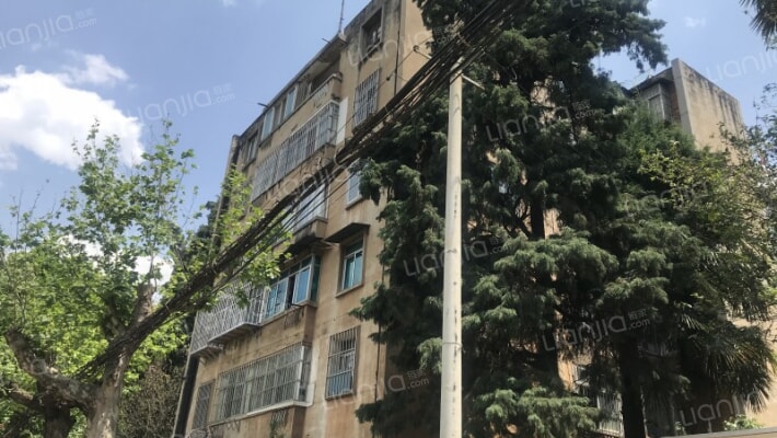 虹山小区外景图