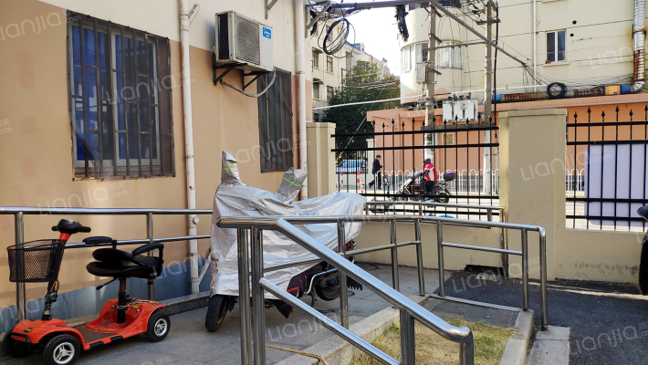 富岩路22号外景图