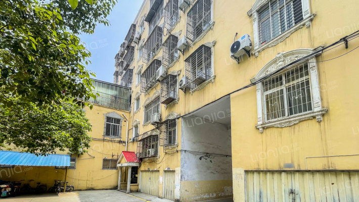 琼阁小区外景图