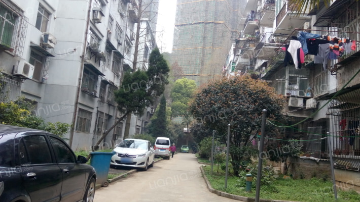 纺织设计院宿舍外景图