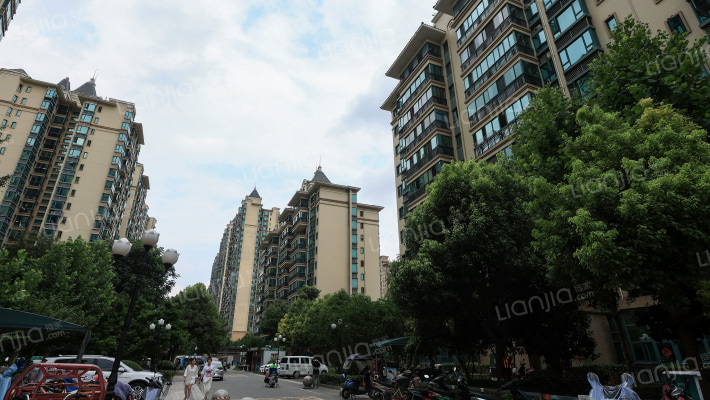 恒大城西区外景图