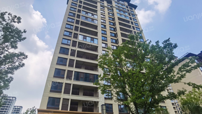 润泓润园外景图