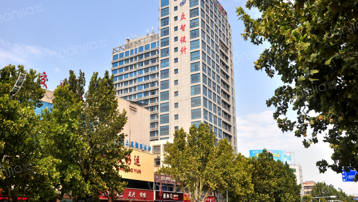 巴黎假日外景图