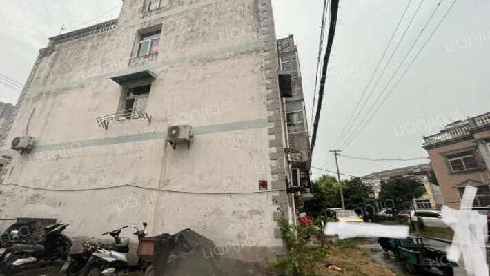 桃花园小区外景图