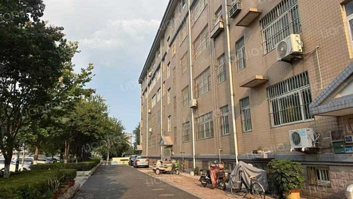 潍坊市气象局宿舍外景图