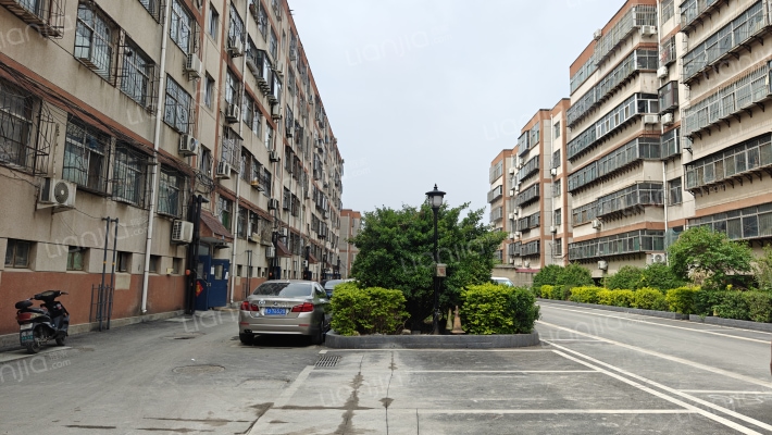 灵芝小区外景图