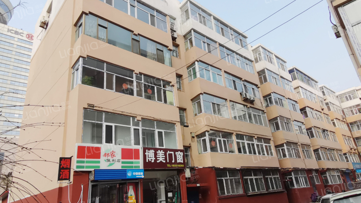 市二轻局经理部宿舍楼外景图