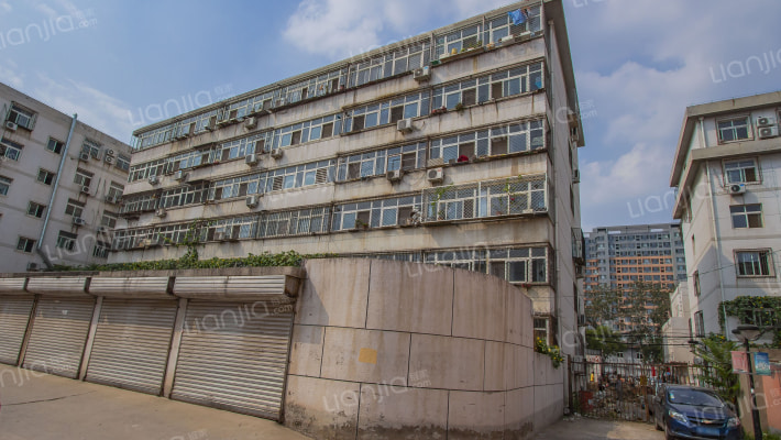 群星锦盛园小区外景图