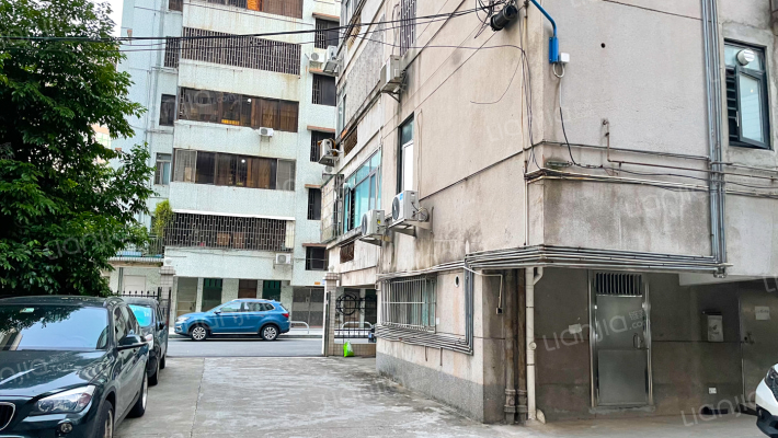 劳动局大院小区外景图