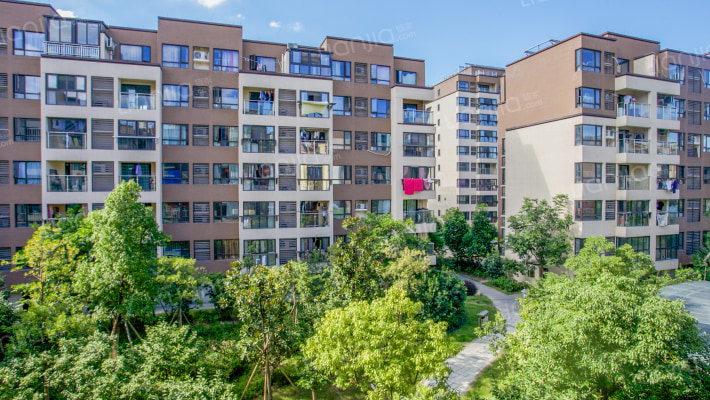 锦绣钱湖外景图