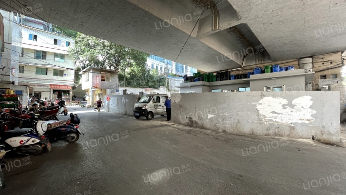 高管局宿舍外景图