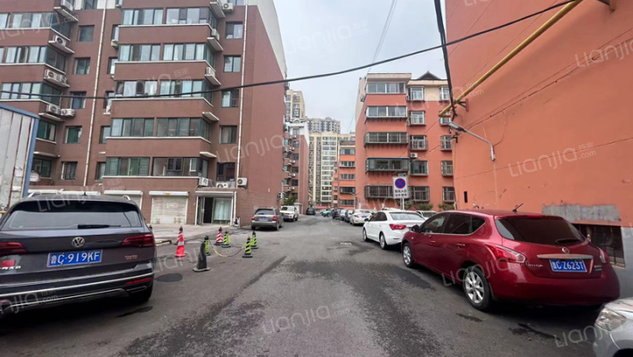 东苑小区外景图