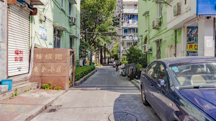 桉组团安全小区外景图