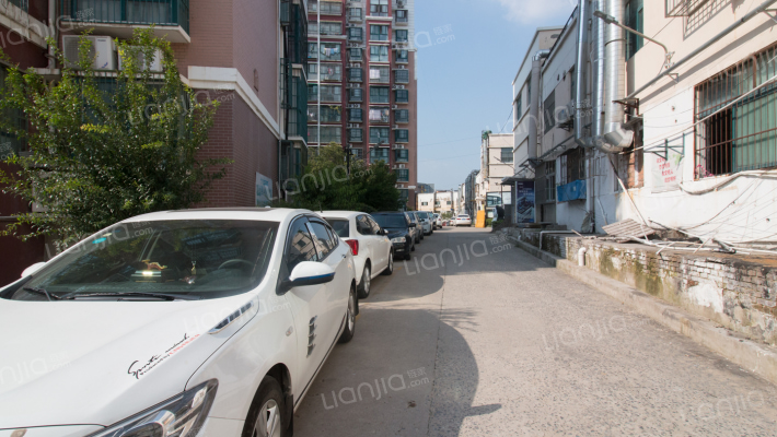 贵邦俊园西区外景图