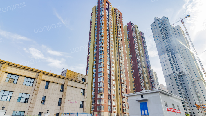 南洋金谷公园里外景图