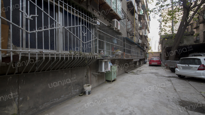 工商莲湖分局兴中路家属院外景图