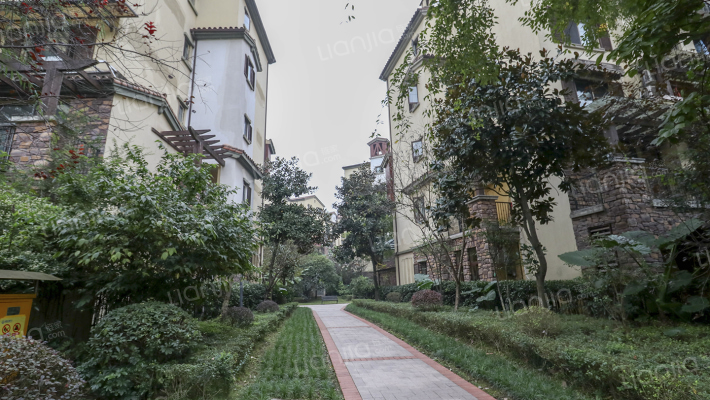 银翔翡翠谷A区外景图