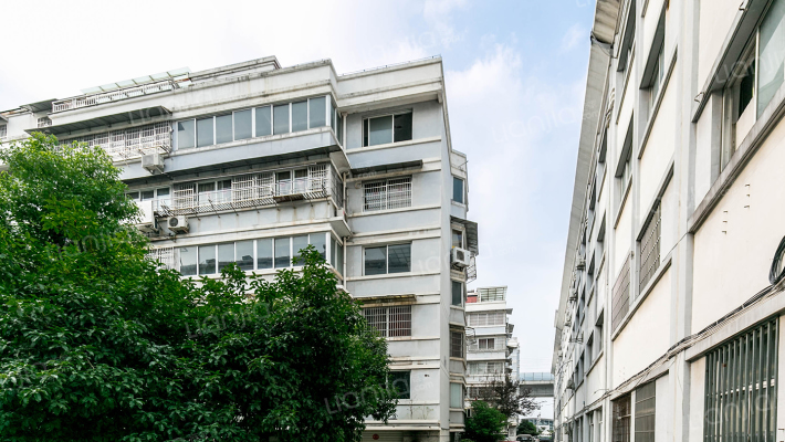 时代世纪城外景图