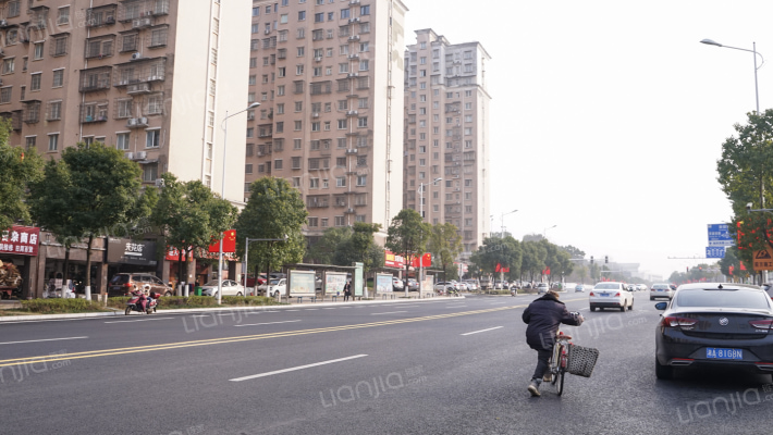 龙湖春江天曜外景图