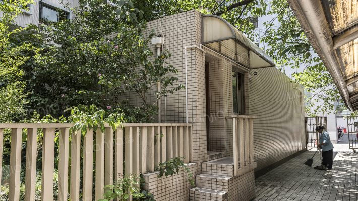 西湖花苑外景图