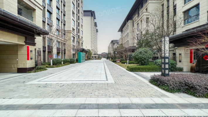 湖光山色锦绣外景图