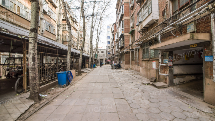 红旗路120号院外景图