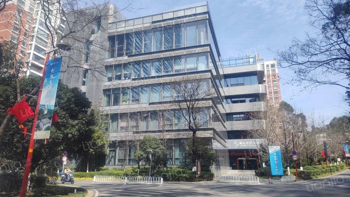 世博生态城低碳中心外景图