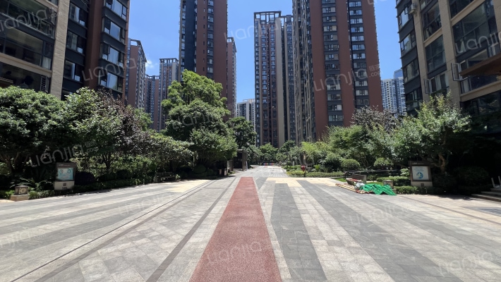 润城五区外景图