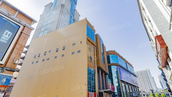 平安大厦外景图