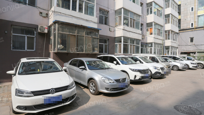 供销社宿舍南院外景图