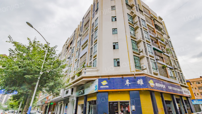 尚庭雅居外景图