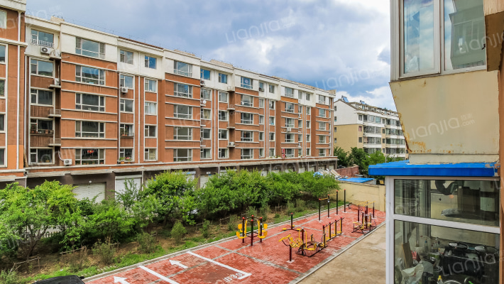 南岭小区外景图