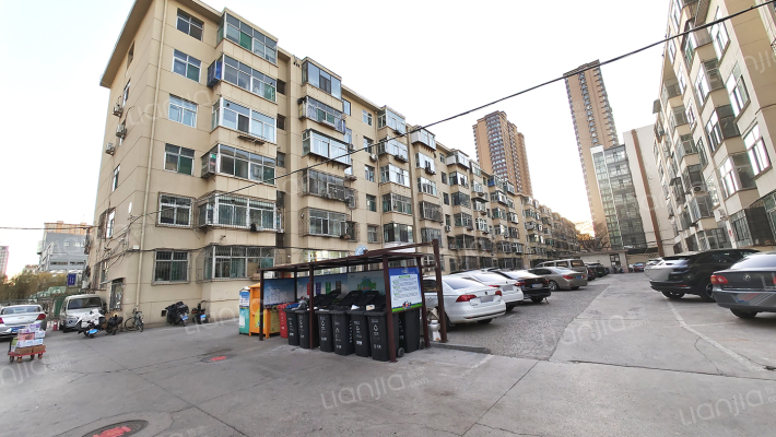 山西工程职业技术学院宿舍外景图