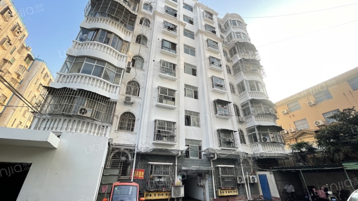 同富苑小区外景图