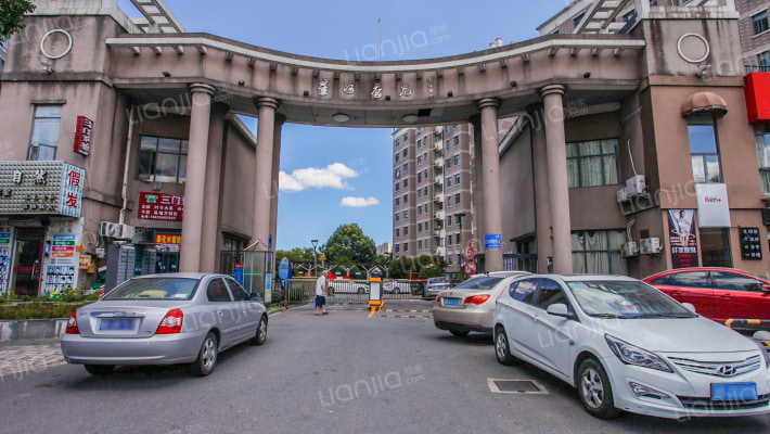 星河晨光A区外景图