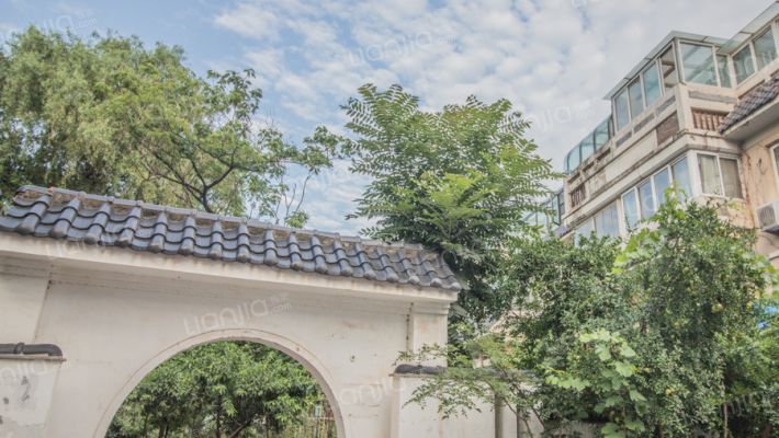 水映唐庄外景图