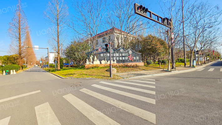 文卫路20号楼外景图