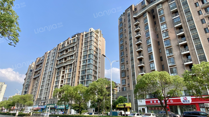 春江崋庭外景图