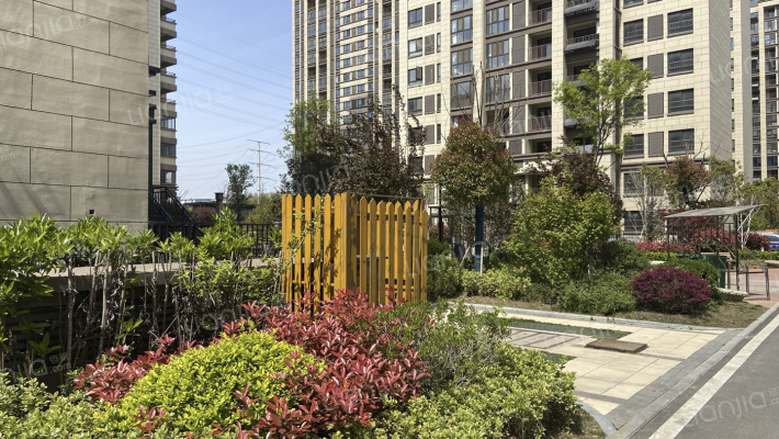 一里香溪外景图