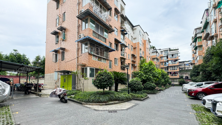 南阳小区外景图