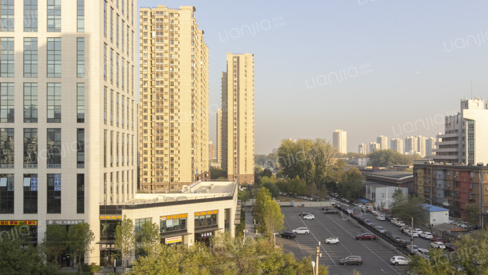 管庄北二里外景图