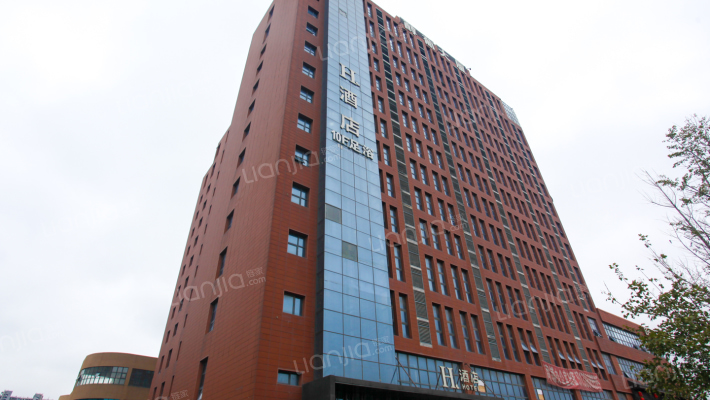 醇葡公寓外景图