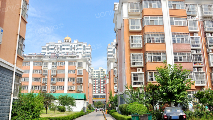 名都百盛园外景图