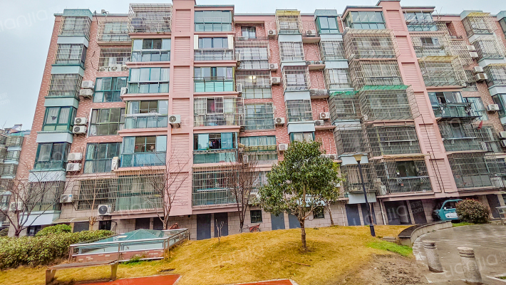 蓝天家园外景图