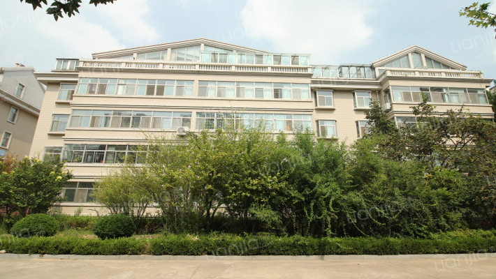 税务局小区外景图