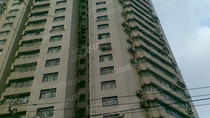 天合大厦外景图