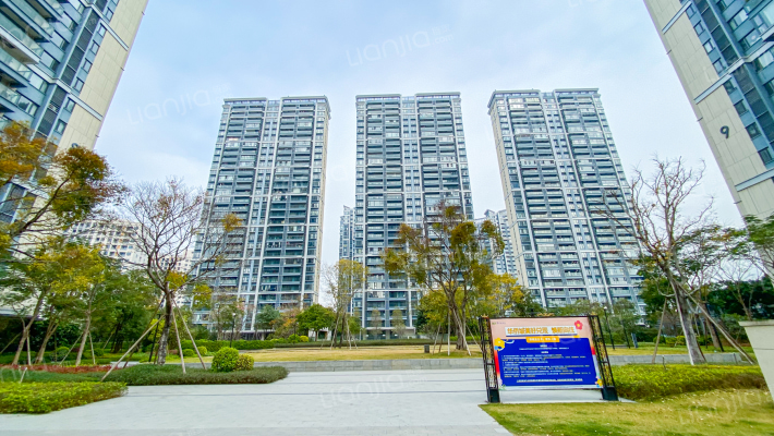 欢乐海岸天鹅堡外景图